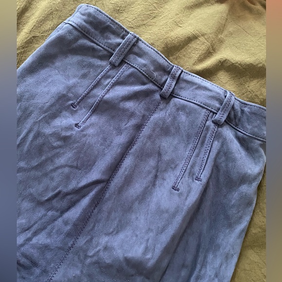 High waisted goat nappa fitted trouser - Picture 2 of 5